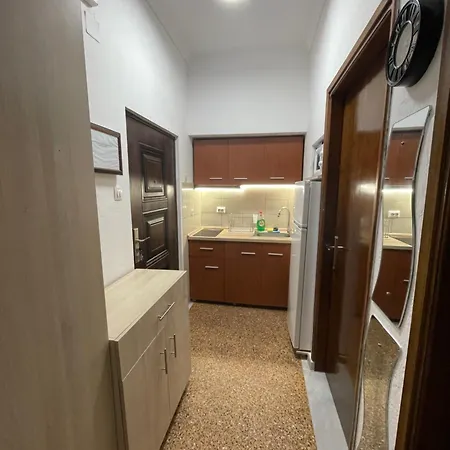 Kletnikovi * Ασπροβάλτα