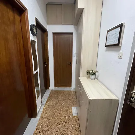 Kletnikovi Daire Asprovalta